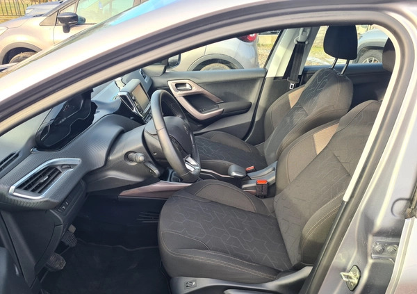 Peugeot 2008 cena 38700 przebieg: 42000, rok produkcji 2015 z Złocieniec małe 326
